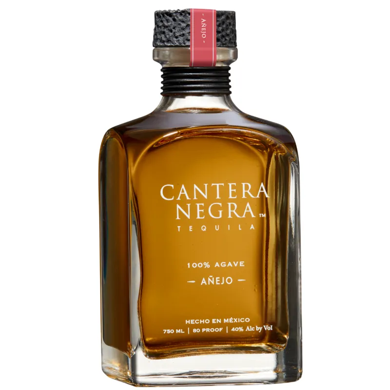 Cantera Negra Anejo Tequila view 1