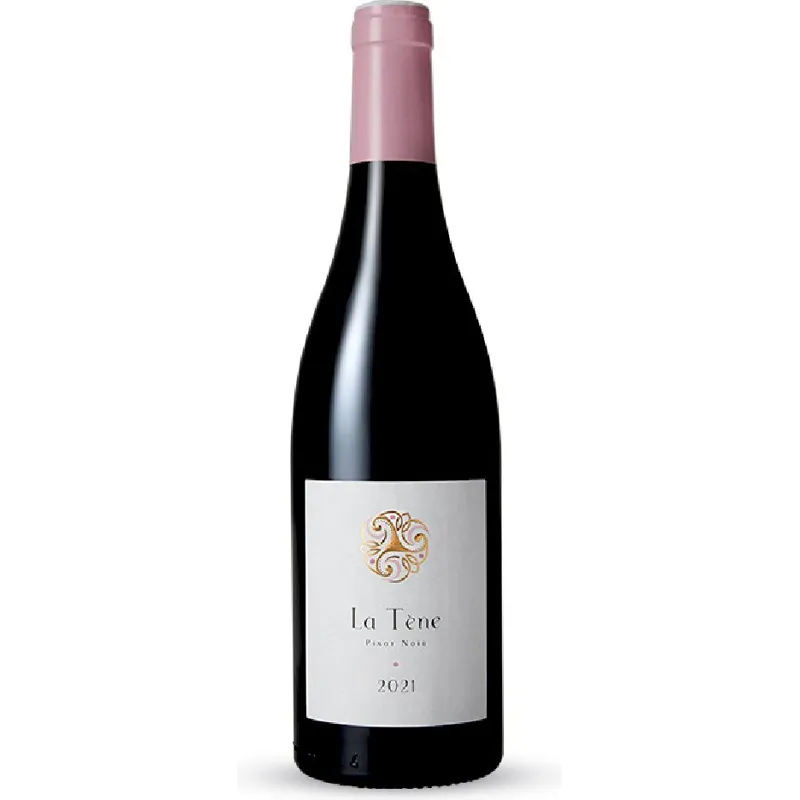 La Tene Pinot Noir view 1