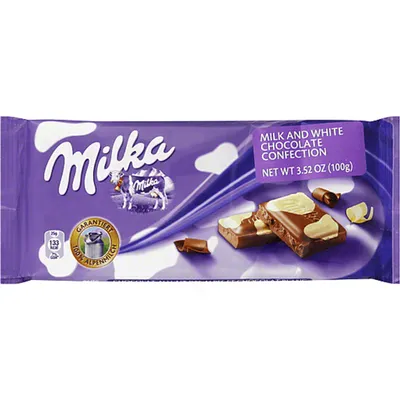 Milka Happy Cow Milk and White Chocolate Bar 3.5 oz