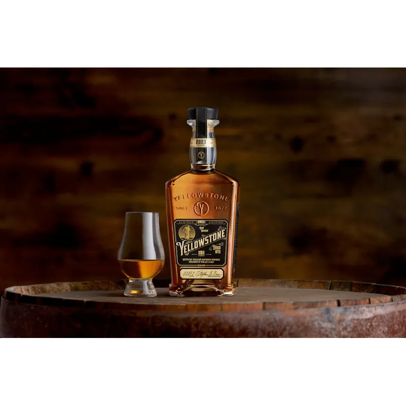 Yellowstone 2023 Limited Edition Kentucky Straight Bourbon Whiskey view 1