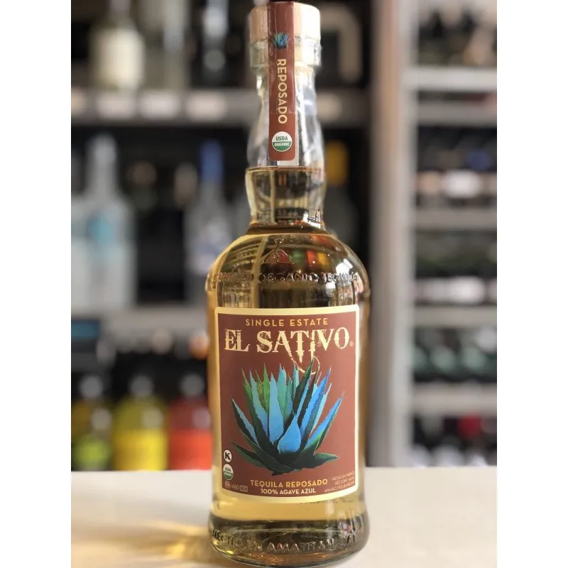 El Sativo Tequila Reposado view 1
