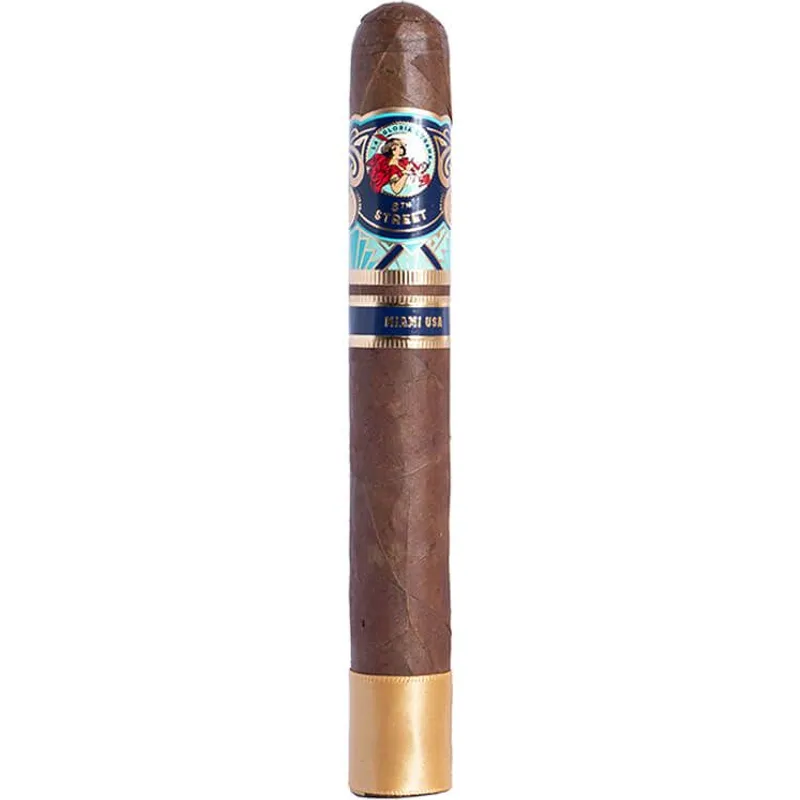 La Gloria Cubana 8th Street LE Toro view 1