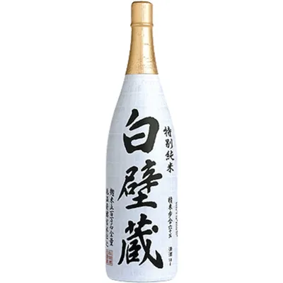 Shirakabe Gura Toku-Junmai Sake 720ml Bottle