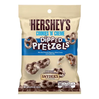 HERSHEY'S Cookies 'n' Creme Dipped Pretzels 4.25 oz